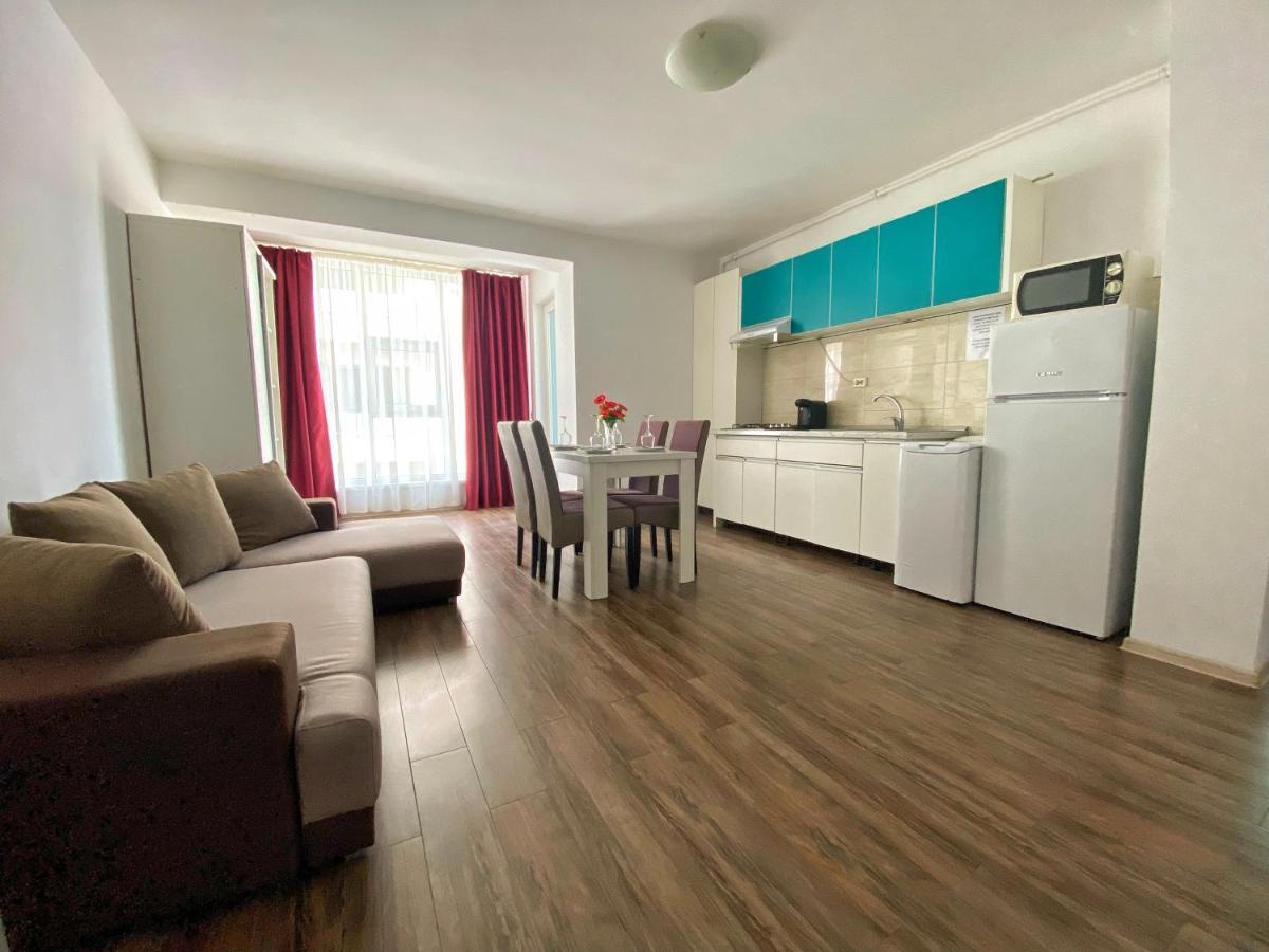Venetis Sea View Apartment Navodari Exterior photo